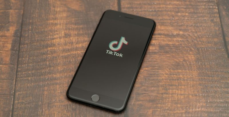 Cómo usar TikTok para empresas: Guía 2024