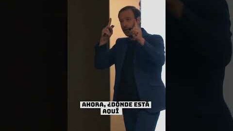 Los datos NO valen nada (hasta que la IA los convierte en conocimiento) Los datos NO valen nada (hasta que la IA los convierte en conocimiento)